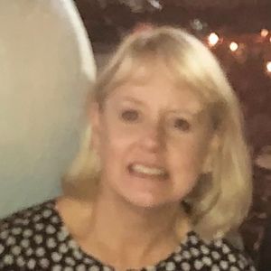 Meet your Posher, Carrie